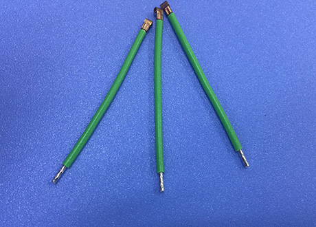 為德國(guó)打樣一端端子壓接，一端扭線沾錫，樣品通過，設(shè)備成功出口德國(guó)